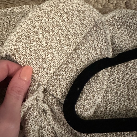 Elegant Cream Women's Sweater - Picture 8 of 8